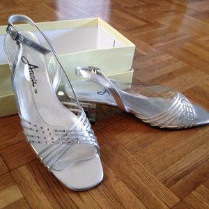 Silver Rhinestone Peeptoe Formal Shoes size 8.5 Narrow
